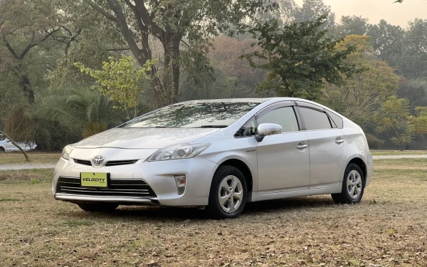 Toyota Prius 1.8 Hybrid/Petrol (2013-2016)